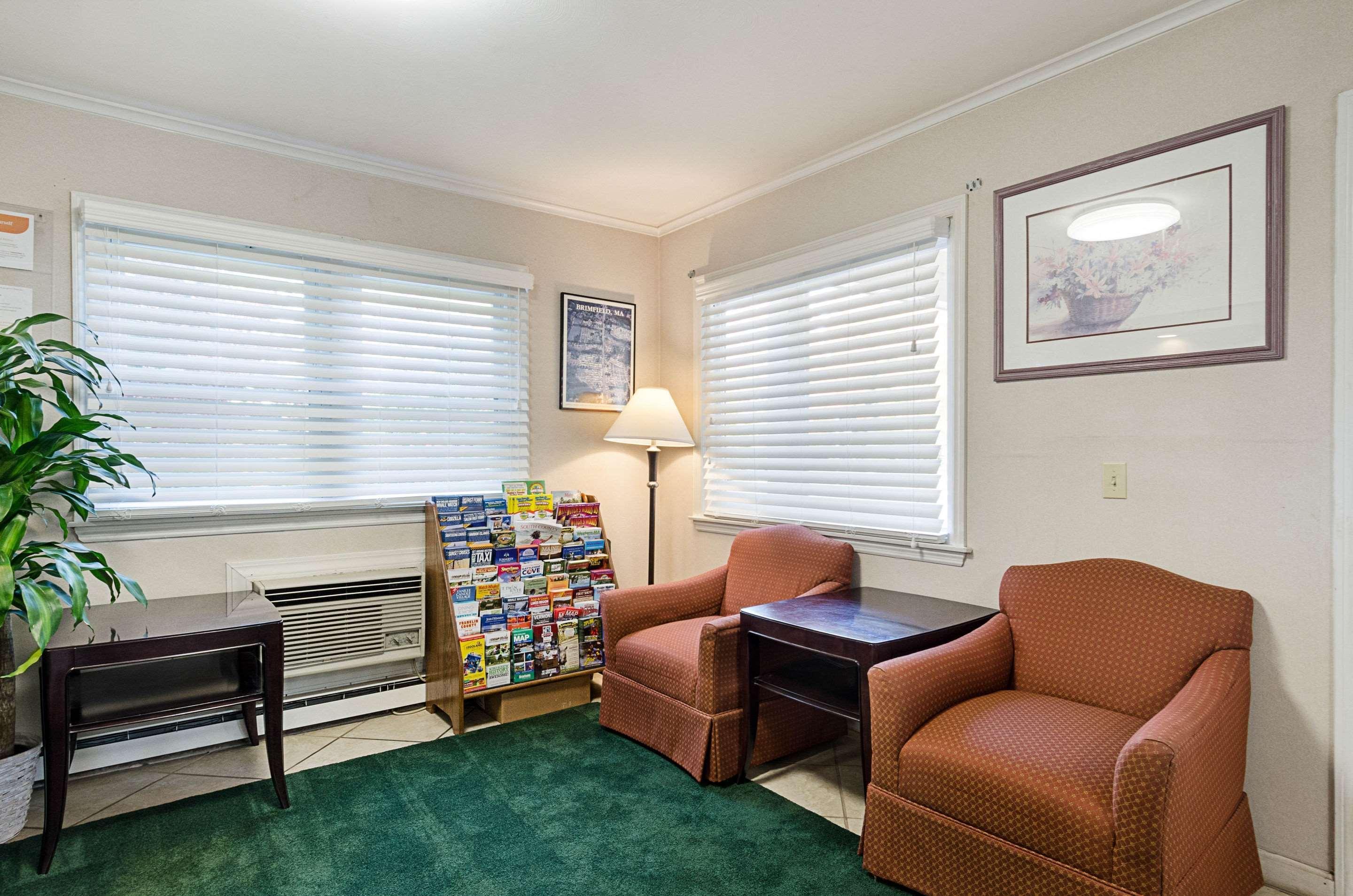 Econo Lodge Sturbridge Route 20 Exteriör bild