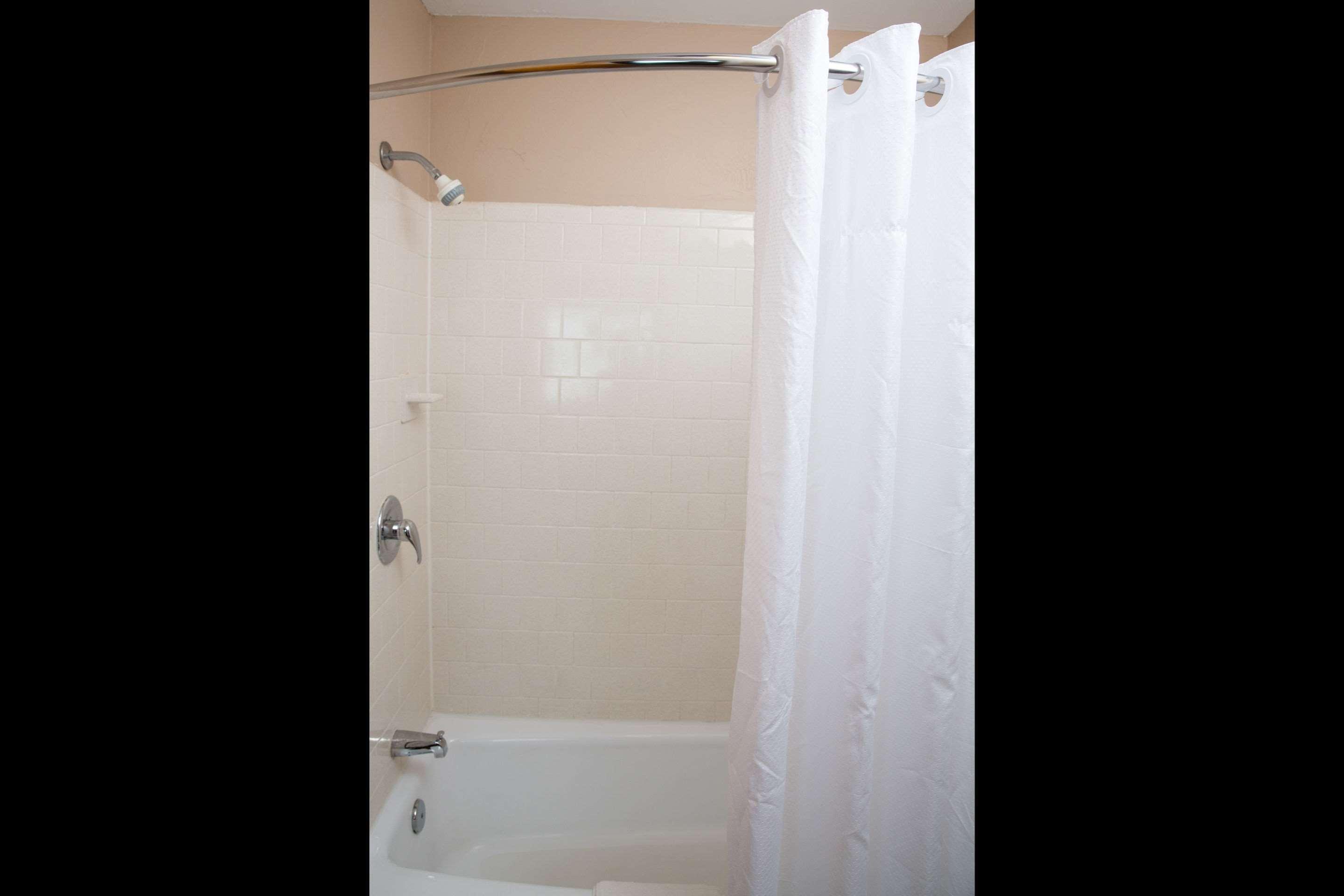 Econo Lodge Sturbridge Route 20 Exteriör bild