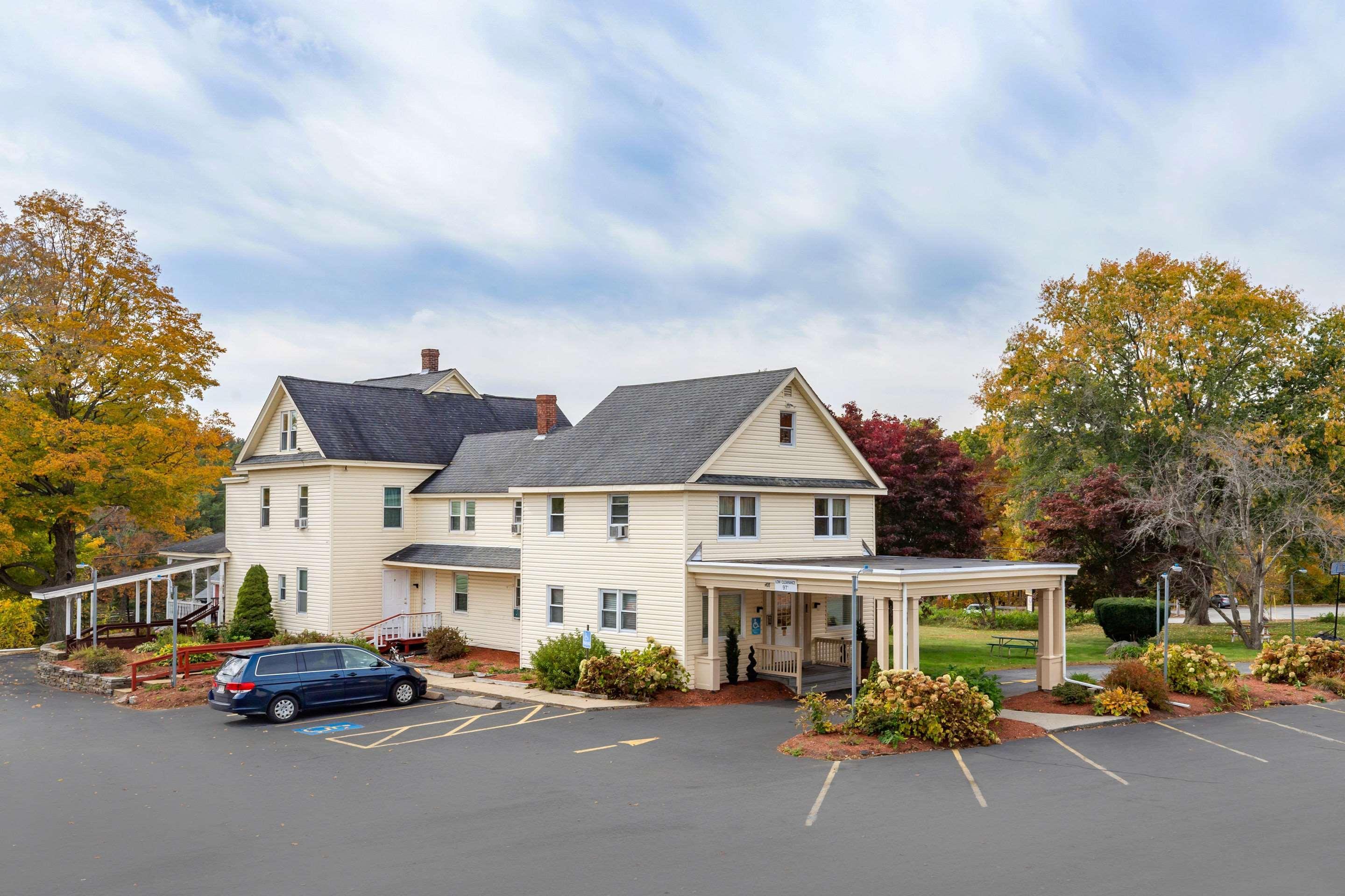 Econo Lodge Sturbridge Route 20 Exteriör bild