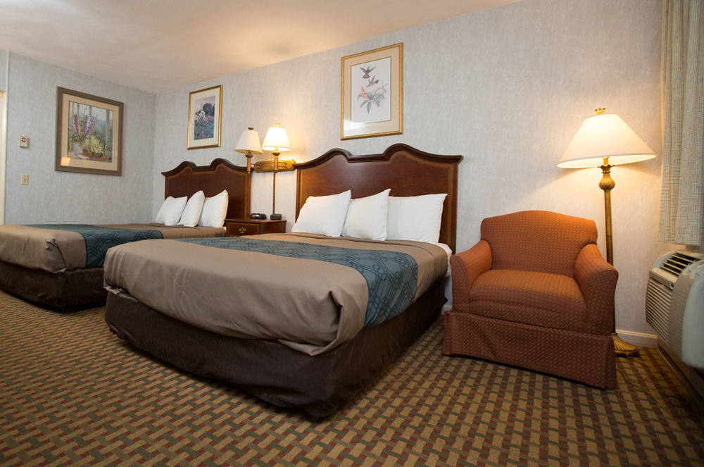 Econo Lodge Sturbridge Route 20 Exteriör bild